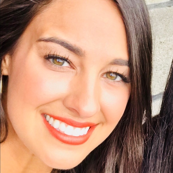 Meet your Posher, Sarah - Picture 1 of 1